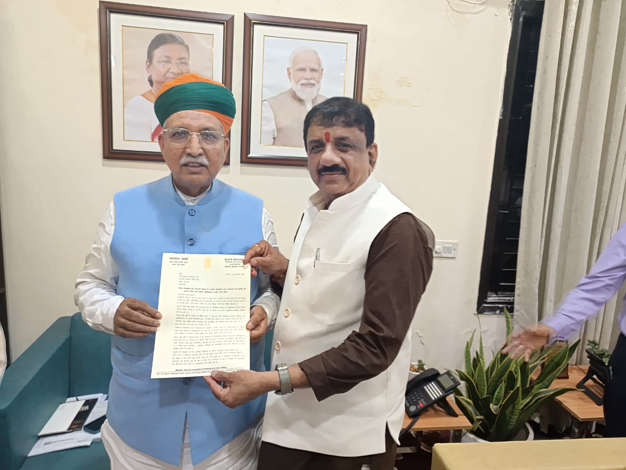 भोपाल में हाईकोर्ट बेंच स्‍थापित करने की मांग, केन्द्रीय कानून मंत्री को ज्ञापन सौंपा 