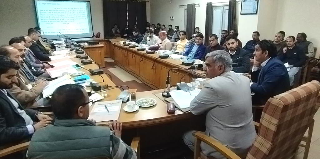 कल्याणकारी योजनाओं के प्रभावी क्रियान्वयन पर दें विशेष ध्यान: संजय रत्न